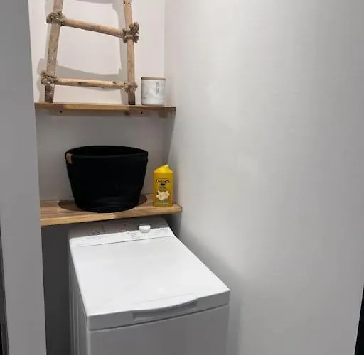 Aux Abords Des Etangs Apartman